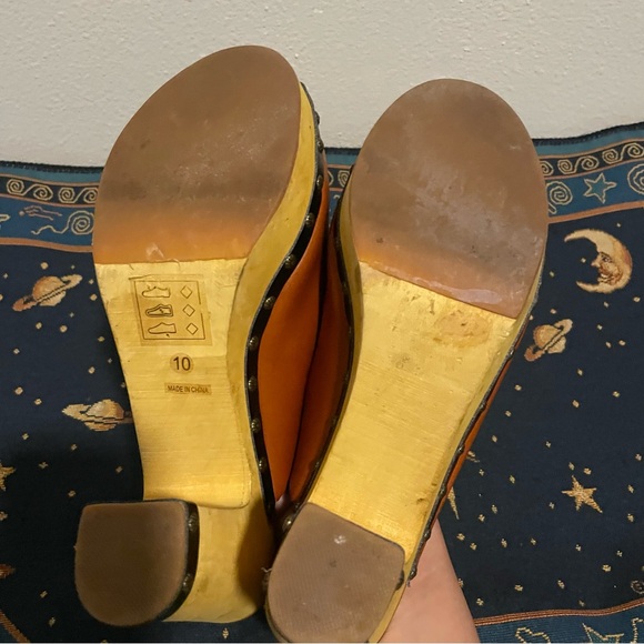 Free People FP x FR Brown Studded Clogs - Picture 3 of 5
